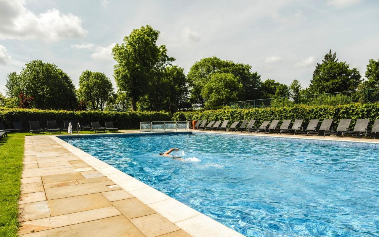 Готель The Runnymede On Thames (Adults Only) Еґгем Екстер'єр фото