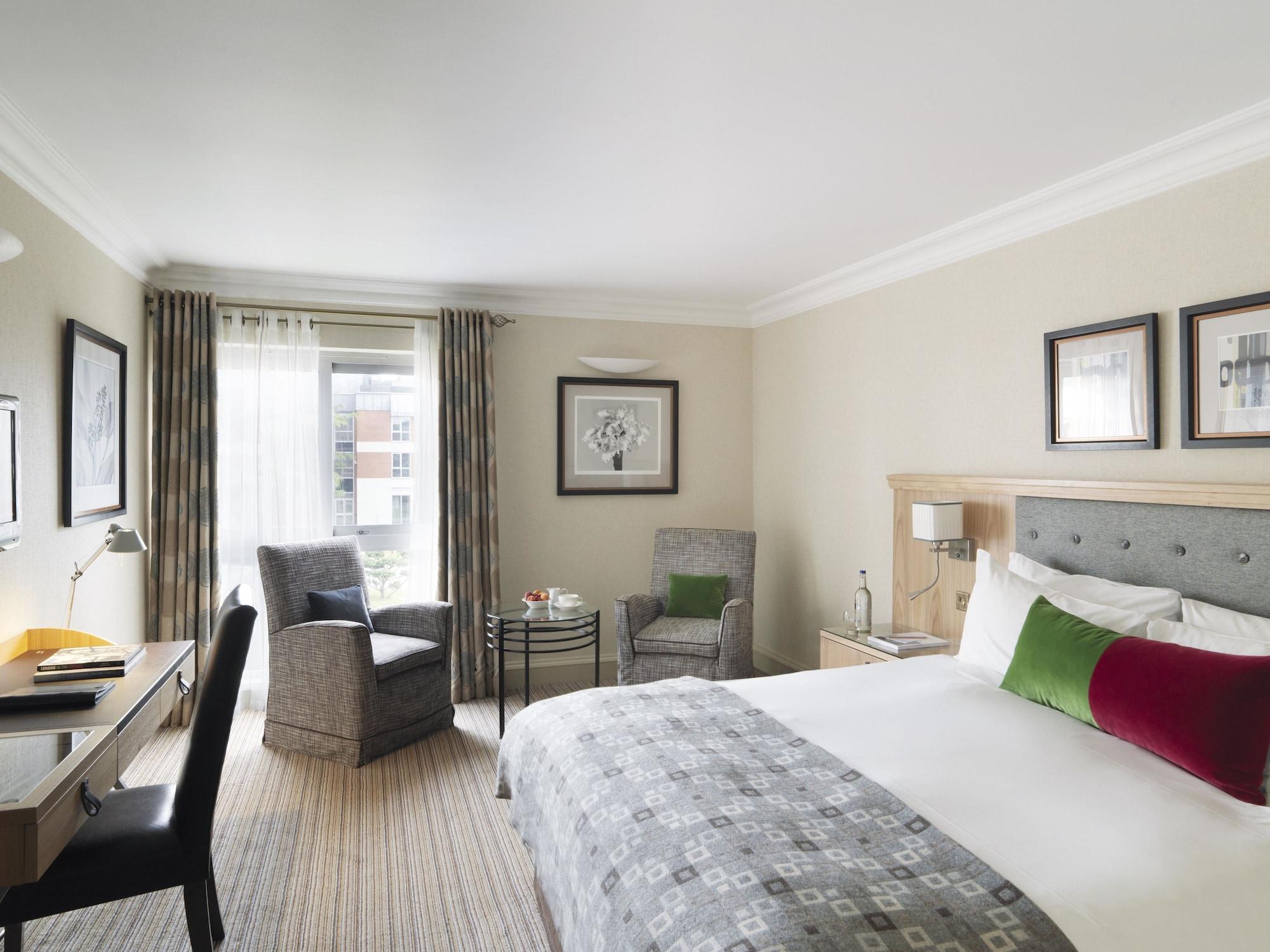 Готель The Runnymede On Thames (Adults Only) Еґгем Екстер'єр фото